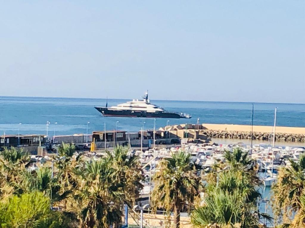 La Terrazza Di Pollon Villa San Leone Bagian luar foto